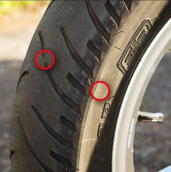 When to replace bike tires